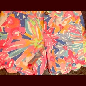 Lilly Pulitzer Size 8 Buttercup Short